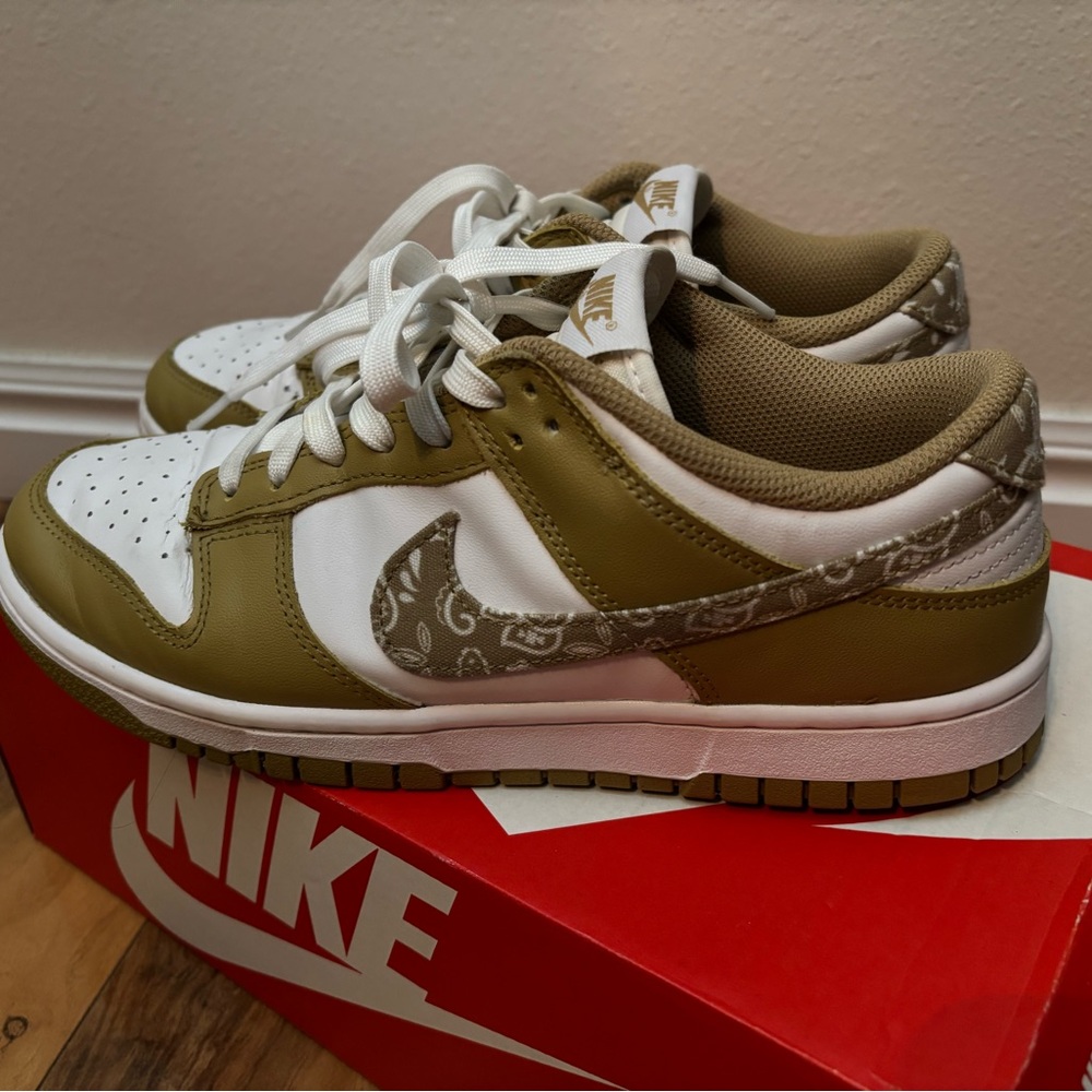 Nike Dunk Low Paisley Barley Gold Womens 9.5 Final Price😊